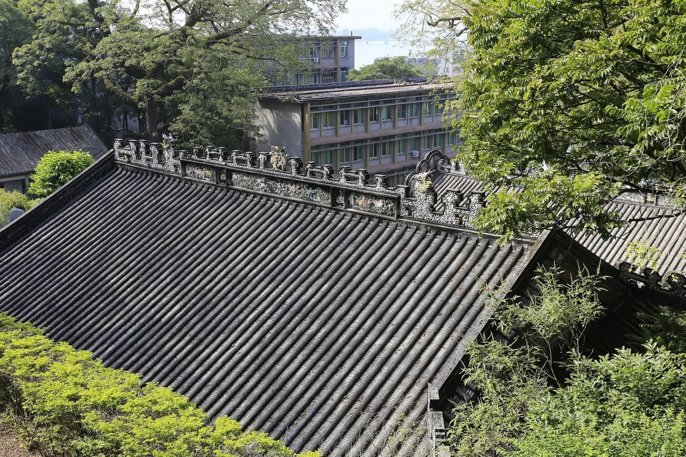 韩文公祠屋脊嵌瓷